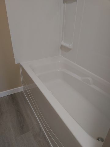 1170 Albert St, Regina - Photo 5