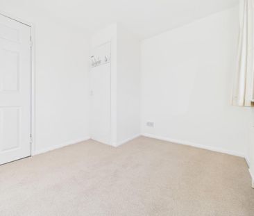 3 bedroom detached house to rent - Photo 5