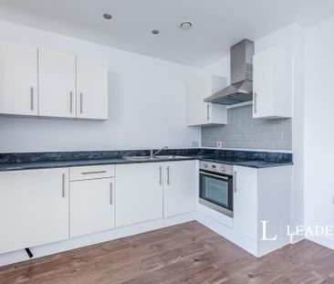 1 bedroom flat to rent - Photo 5