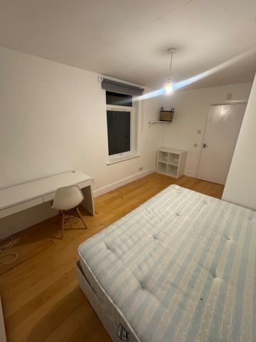 Room in a Shared Flat, Double Room, NW10 - Photo 3