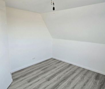 Pronájem bytu 4+1 • 90 m² bez realitky, Dolní Sasko - Photo 1