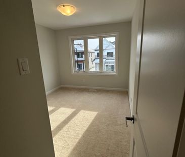 For Lease - 746 Fairline Row, Kanata, Ontario - Photo 6