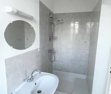 Location Appartement 1 pièce 20m² - Photo 4