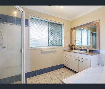 3 bedroom townhouse close to everything - Photo 6