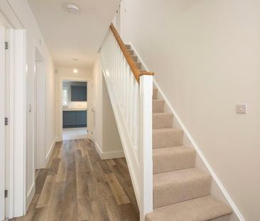 3 bedroom detached house to rent - Photo 4