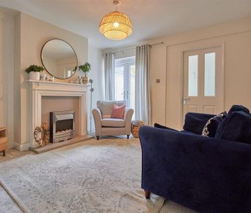 3 bedroom terraced house to rent - Photo 2