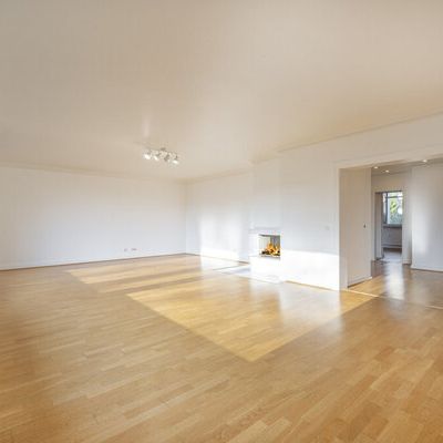 Elegantes Wohnen in Elbnähe - Photo 1