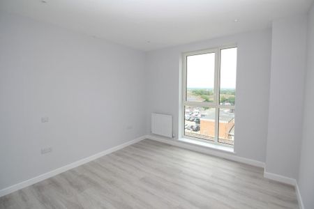 2 bedroom apartment to rent - Photo 3