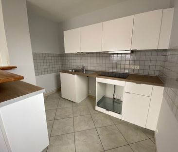 Location Appartement 4 pièces 88m² ORLEANS 45100 - Photo 3