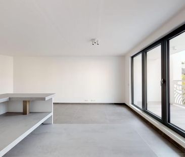 Appartement te huur - Photo 1
