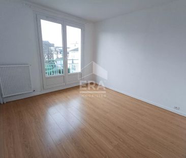 À LOUER T2 avec balcon, cave et parking - Résidence sécurisée - Photo 2