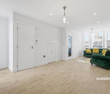 4 bedroom terraced house to rent - Photo 3