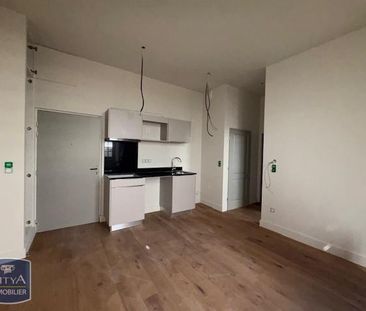 Location Appartement 2 pièces 54m² DOLE 39100 - Photo 2