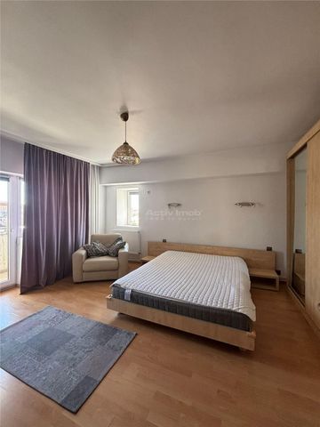 3 Camere, Unirii (Bd. Libertatii), Parcare, Centrala Proprie - Photo 5