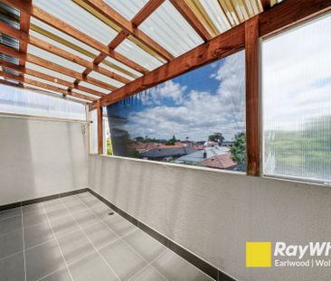 Charming 2 Bedroom! Inclusive of Gas, Electricity & Water! - Photo 1