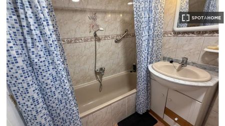 1 room luxury Flat for rent in Las Palmas de Gran Canaria, Spain - Photo 3