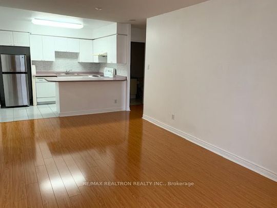 For Lease - 260 Doris Avenue Unit# 911, Toronto, Ontario - Photo 1