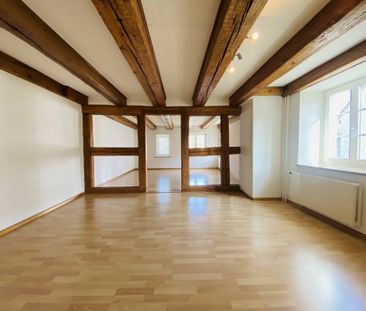 Rustikale Wohnung mit Parkplatz, Estrich und Gartensitzplatz - Photo 4