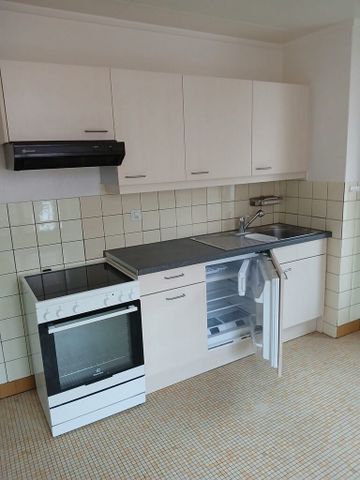 Located 5 minutes walk from the center and 10 minutes from the train station - Foto 4