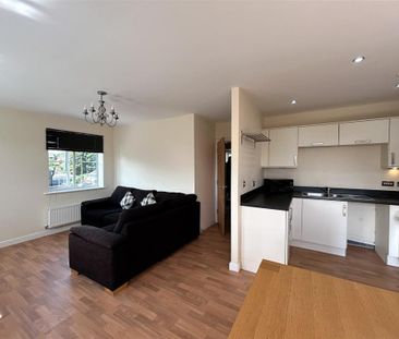 2 bedroom apartment to rent - Photo 5