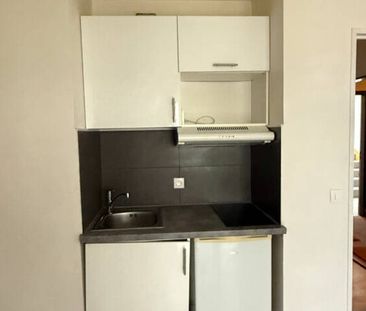 Studio non meublé à SURESNES - Photo 3