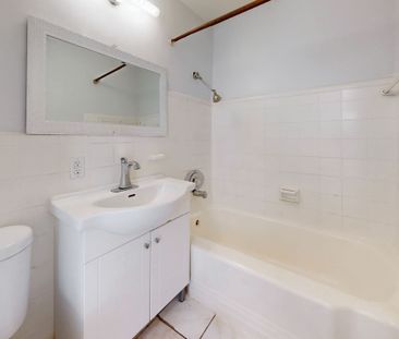 For Lease - 896 Eglinton Avenue Unit# 314, Toronto, Ontario - Photo 5