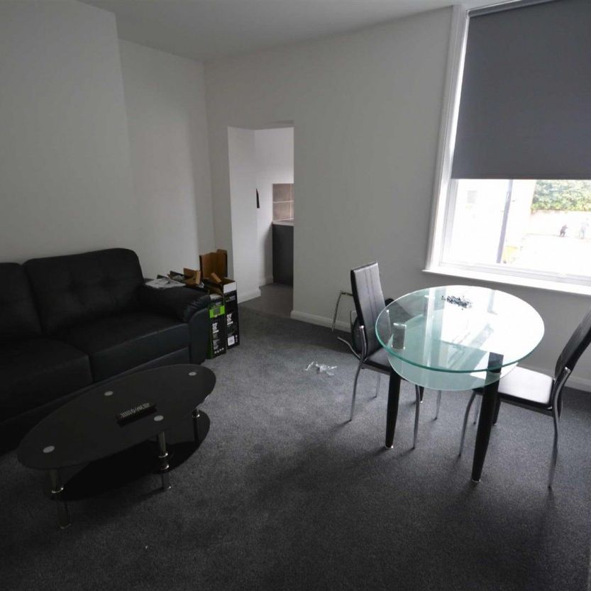 1 bed Room for Rent - Photo 1