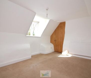 4 bedroom detached house to rent - Photo 4