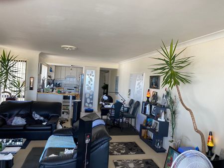 Ettalong Beach - Photo 2