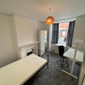 39-41 Fearon Street - 2 x Modern 6 Bed with Shared GardenLoughborough - Photo 2