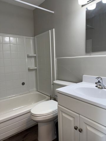 Hillside Apartments - PARKING SPACE, HEAT & WATER INCLUDED - Photo 4