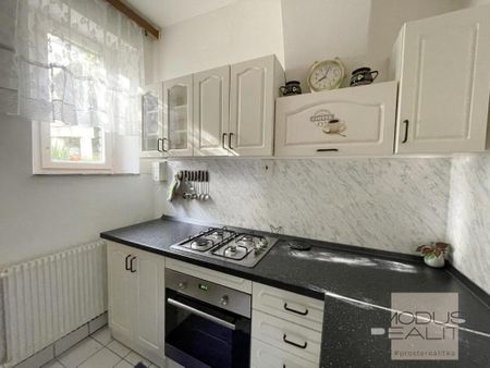 Pronájem bytu 2+1 80 m2 - Fotografie 5