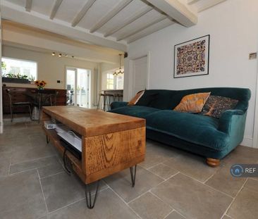 3 bedroom detached house to rent - Photo 1