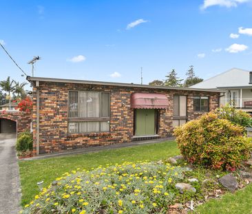 Large Family Home - Photo 5
