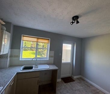 Shawcroft, Sutton-In-Ashfield, NG17 - Photo 5
