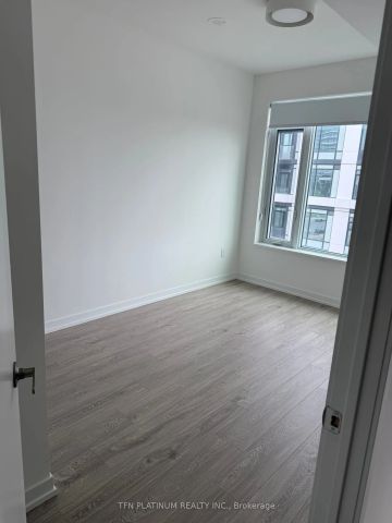 2485 Eglinton Avenue W #505 - Photo 3