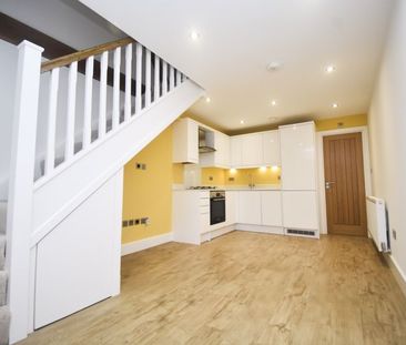 Minchens Lane, Bramley - Photo 4