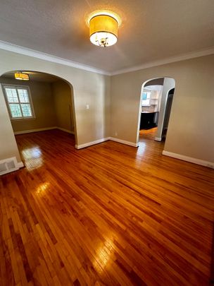 For Lease - 27 Craigmore Crescent, Toronto, Ontario - Photo 1