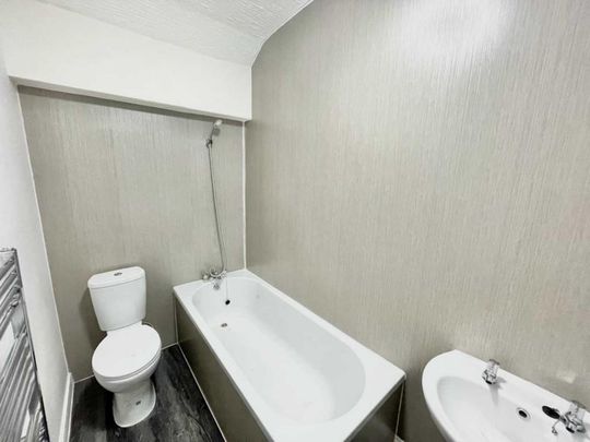 3 bedroom terraced house to rent - Photo 1