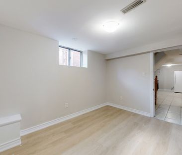 For Lease - 19 Lilian Drive Unit# Lower, Toronto, Ontario - Photo 3