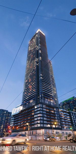 For Lease - 1 Concord Cityplace Way Unit# 305, Toronto, Ontario - Photo 1