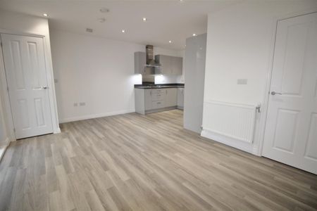 Bronze Court, Elstree Way, Borehamwood - Photo 5