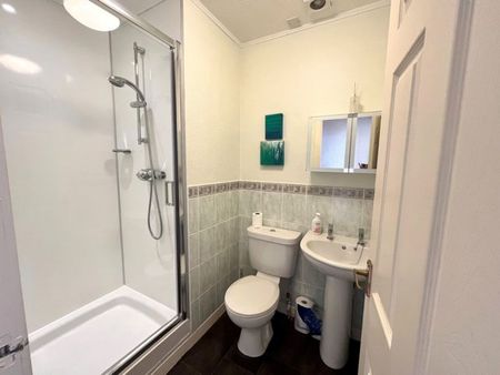 6 Hosefield Road, AB15 5NB, Aberdeen - Photo 2