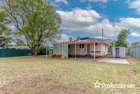 9 Cabarita Road, Armadale WA 6112 - Photo 5