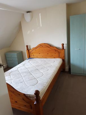 6 bedroom terraced house to rent - Photo 1