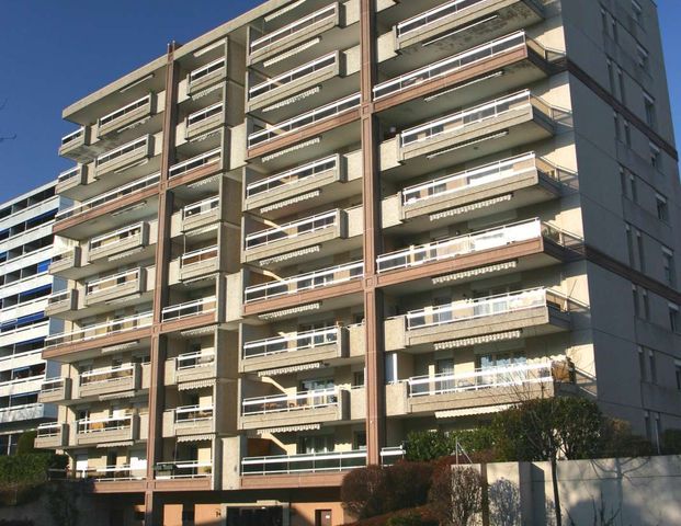 Appartement de 2.5 pièces au 4ème étage avec balcon à Morges - Foto 1