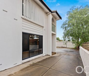 Open the Door to Effortless Living - Photo 6