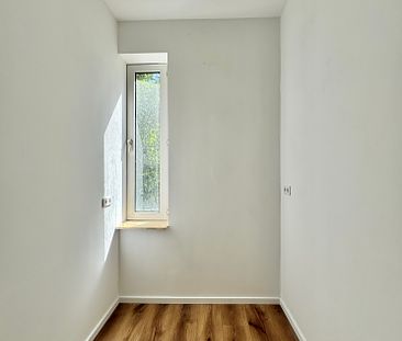 Frisch renoviert: Großzügige & helle 3-Zimmer-Altbauwohnung mit Charme - Photo 3