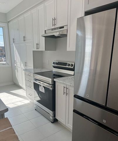 For Lease - 1101 Lockie Drive, Oshawa, Ontario - Photo 2