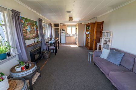 Three bedroom with views! - Photo 4